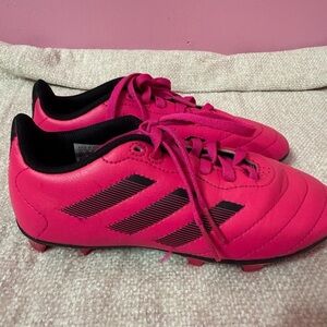 Adidas Bright Pink Soccer Shoes girl's size 1 1/2
